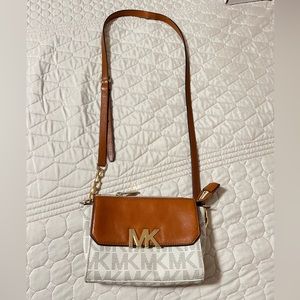 Michael Kors shoulder bag in brown and beige